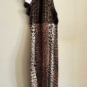 Moschino. leopard print dress size 2. new with tag